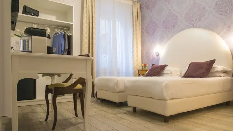 Superior Tek Büyük Yataklı Oda