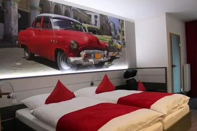 Comfort Tek Büyük Yataklı Oda