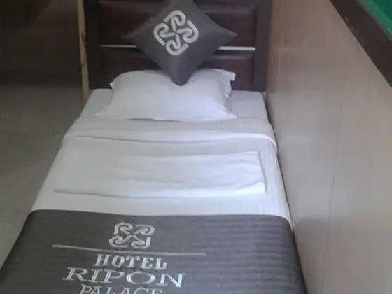 Deluxe Tek Kişilik Oda, Sigara İçilebilir