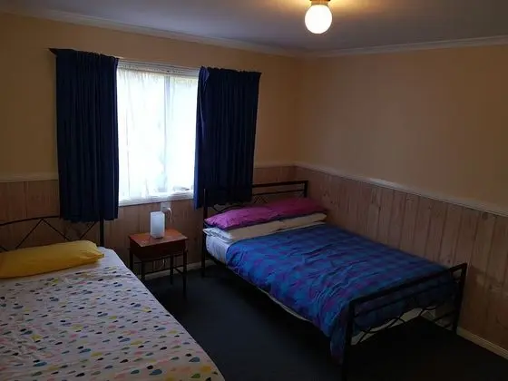 Basic Üç Kişilik Oda, 3 Yatak Odası, Engellilere Uygun (Hollydene)