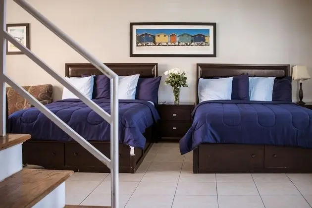 Oda (2 Queen Beds and 1 Sofa Bed)