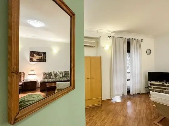Stüdyo (Pushkin 49)