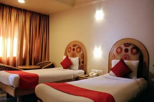 Deluxe Tek Büyük veya İki Ayrı Yataklı Oda, Birden Çok Yatak, Sigara İçilebilir, Şehir Manzaralı