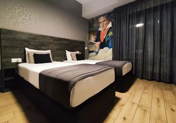 Standard Tek Büyük veya İki Ayrı Yataklı Oda