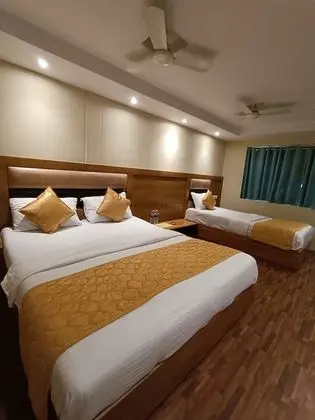 Deluxe Üç Kişilik Oda
