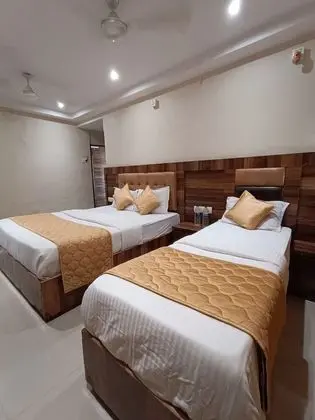 Deluxe Üç Kişilik Oda