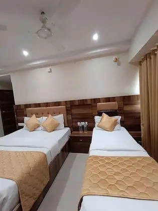 Deluxe Üç Kişilik Oda