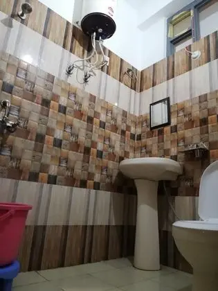 Deluxe Oda, Banyolu/Duşlu (AC)
