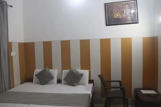 Economy Tek Büyük Yataklı Oda