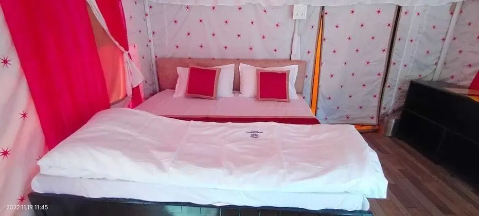 Luxury Tek Büyük Yataklı Oda