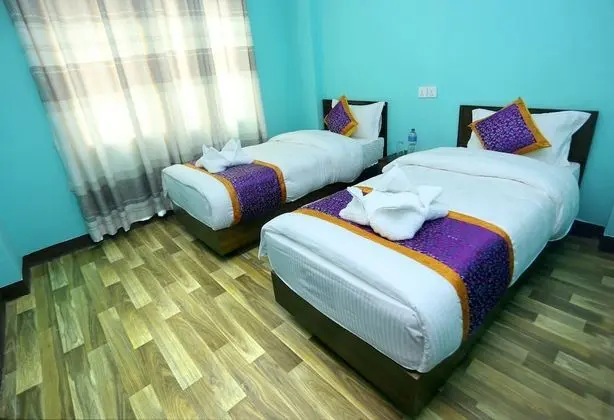 Standard Tek Büyük veya İki Ayrı Yataklı Oda