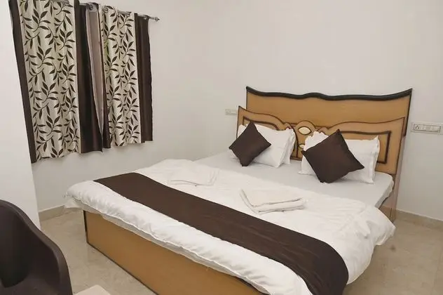 Basic Tek Büyük Yataklı Oda