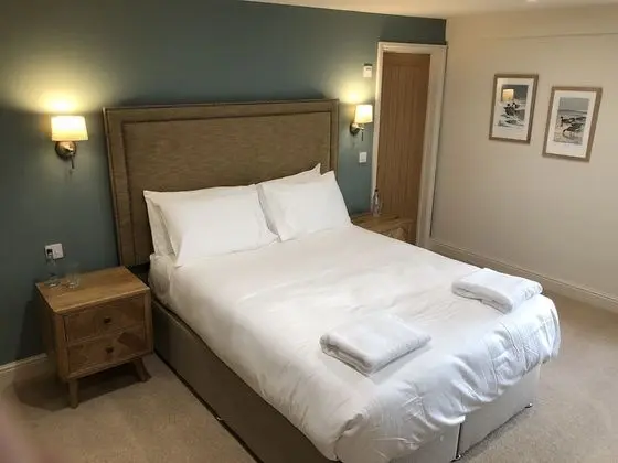 Deluxe Tek Büyük veya İki Ayrı Yataklı Oda, Banyolu/Duşlu, Nehir Manzaralı (Room 1)