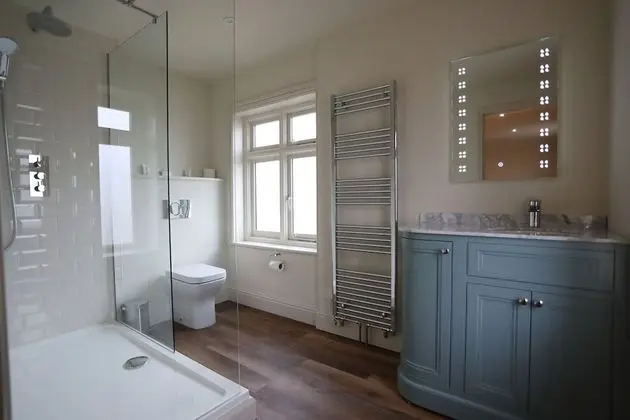 Deluxe Tek Büyük veya İki Ayrı Yataklı Oda, Banyolu/Duşlu, Nehir Manzaralı (Room 1)