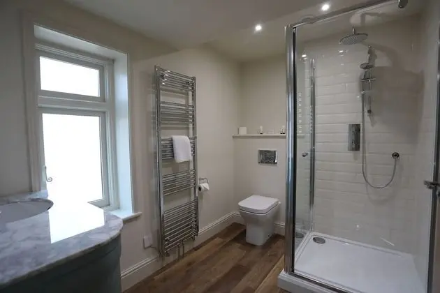 Deluxe Tek Büyük Yataklı Oda, Banyolu/Duşlu, Nehir Manzaralı (Room 2)