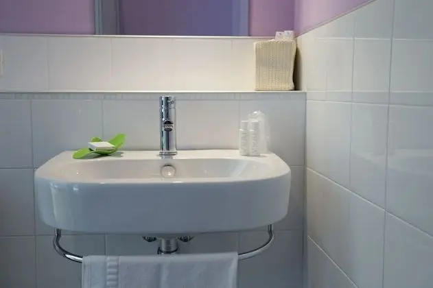 Classic Tek Büyük Yataklı Oda