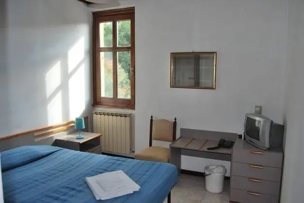 Üç Kişilik Oda, 3 Tek Kişilik Yatak