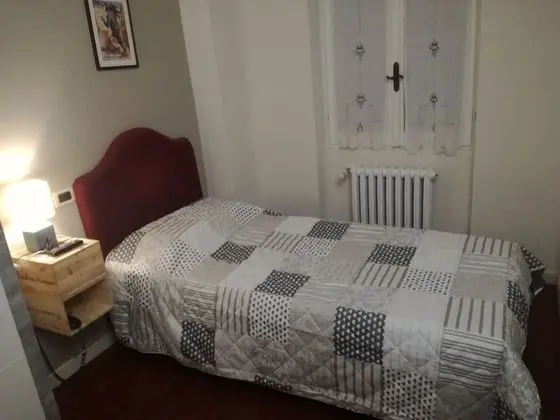 Basic Tek Kişilik Oda, 1 Tek Kişilik Yatak, Sigara İçilmez