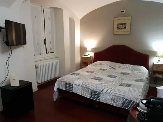 Tek Büyük veya İki Ayrı Yataklı Oda, 1 Büyük (Queen) Boy Yatak, Sigara İçilmez