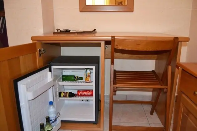 Üç Kişilik Oda