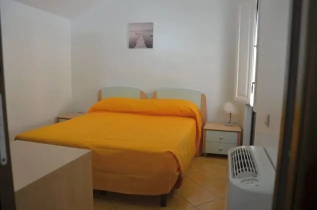 Basic Tek Büyük Yataklı Oda