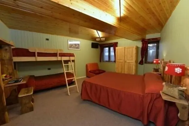 Traditional Tek Büyük Yataklı Oda (Depandance)