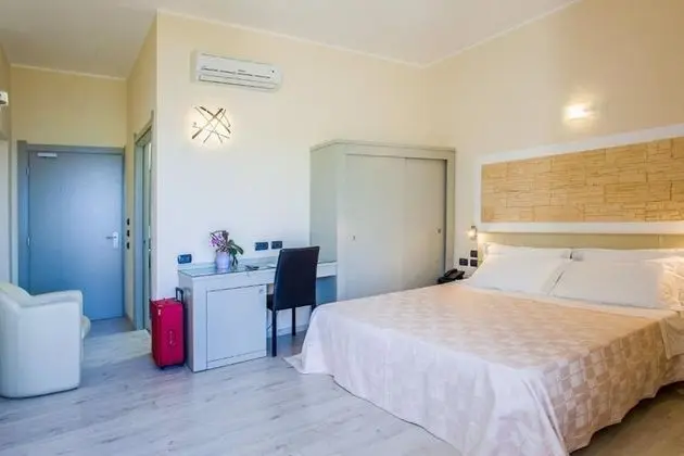 Deluxe Tek Büyük Yataklı Oda, Deniz Manzaralı