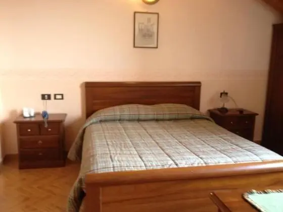 Tek Büyük Yataklı Oda, Sigara İçilmez, Dağ Manzaralı