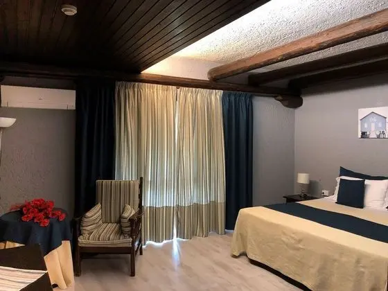 Tek Büyük veya İki Ayrı Yataklı Oda
