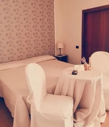 Standard Tek Büyük veya İki Ayrı Yataklı Oda, Balkon