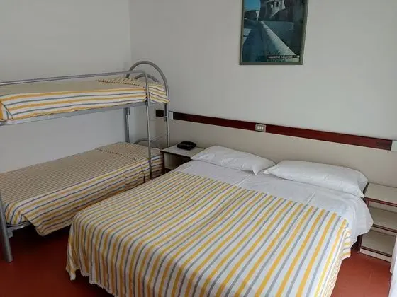 Economy Dört Kişilik Oda