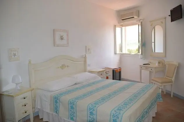 Classic Tek Büyük veya İki Ayrı Yataklı Oda, Tepe Manzaralı