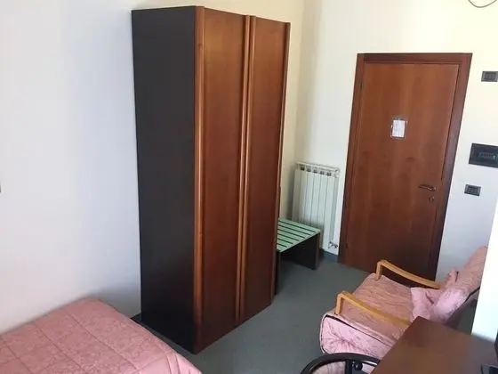 Tek Kişilik Oda, 1 Tek Kişilik Yatak