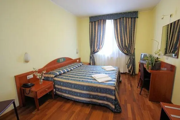 İki Ayrı Yataklı Oda, 2 Tek Kişilik Yatak