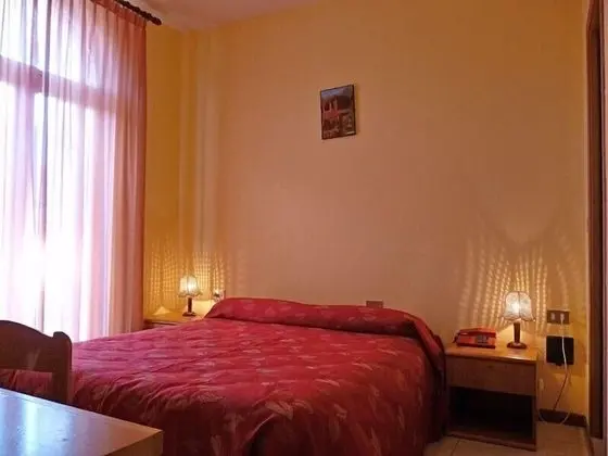 Standard Tek Büyük Yataklı Oda, Dağ Manzaralı