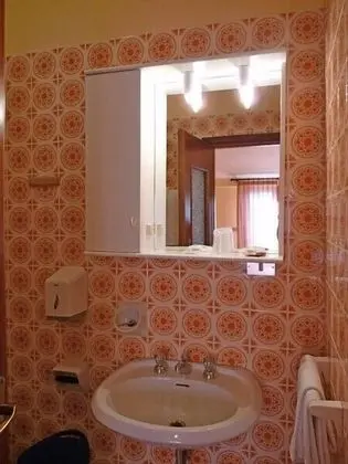 Standard Tek Büyük Yataklı Oda, Dağ Manzaralı