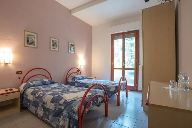 Standard Tek Büyük veya İki Ayrı Yataklı Oda