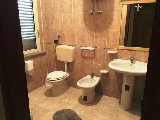 Üçlü Economy