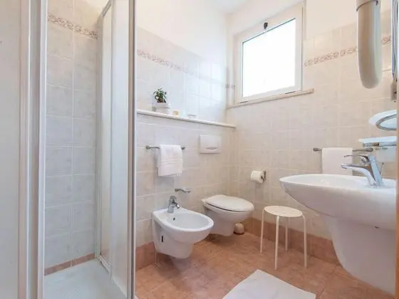 Üç Kişilik Oda, Balkon