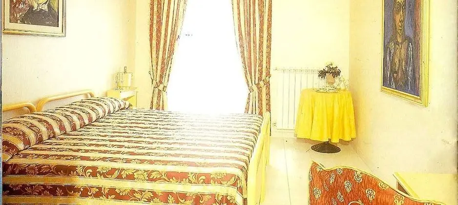 Tek Büyük veya İki Ayrı Yataklı Oda