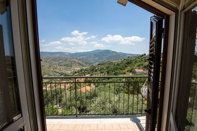 Classic Üç Kişilik Oda, Balkon, Dağ Manzaralı