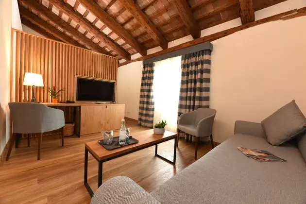 Junior Süit, Bahçe Manzaralı