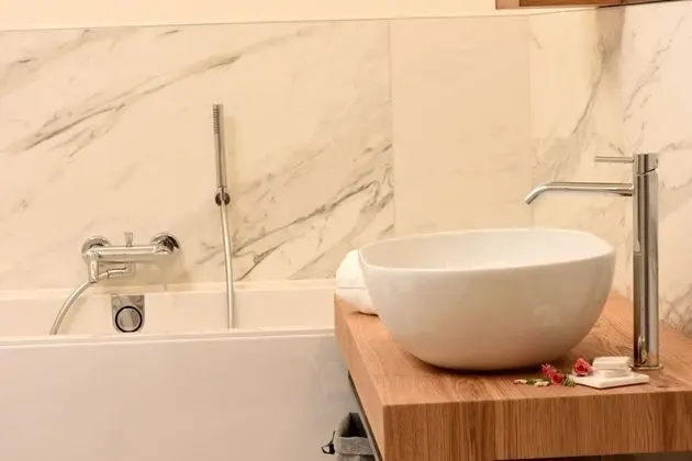 Süit, Bahçe Manzaralı