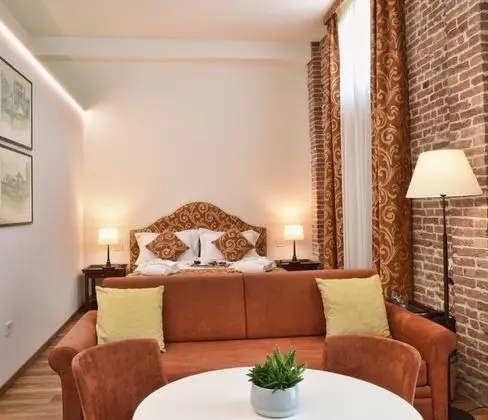 Süit, Bahçe Manzaralı