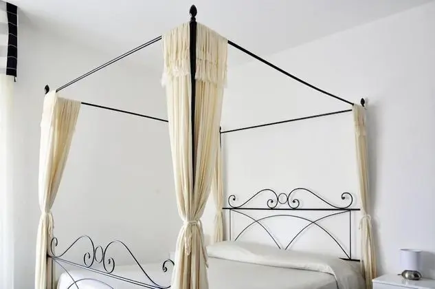 Tek Büyük Yataklı Oda