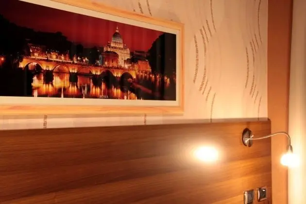 Classic Tek Büyük Yataklı Oda