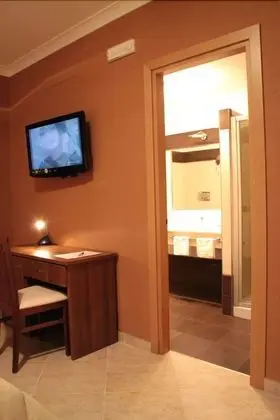 Classic Tek Büyük Yataklı Oda