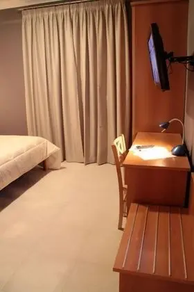 Classic Tek Büyük Yataklı Oda