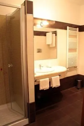 Classic Tek Büyük Yataklı Oda