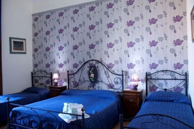 Standard Dört Kişilik Oda